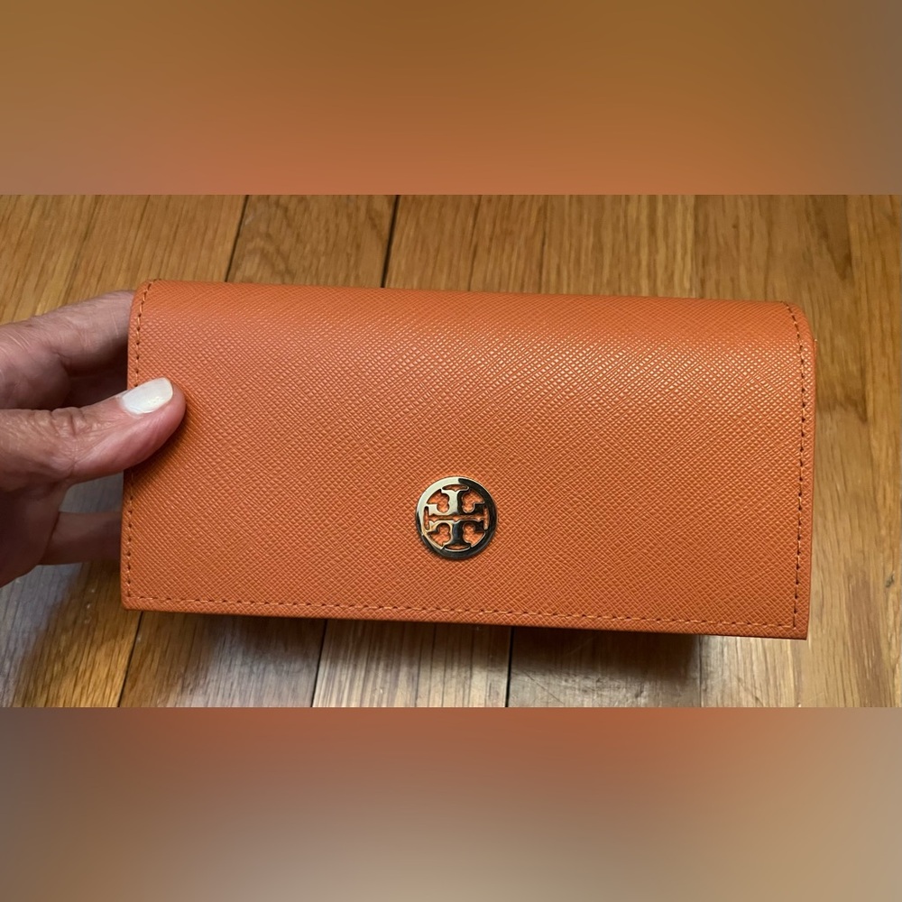Authentic Orange Tory Burch Sunglass Case